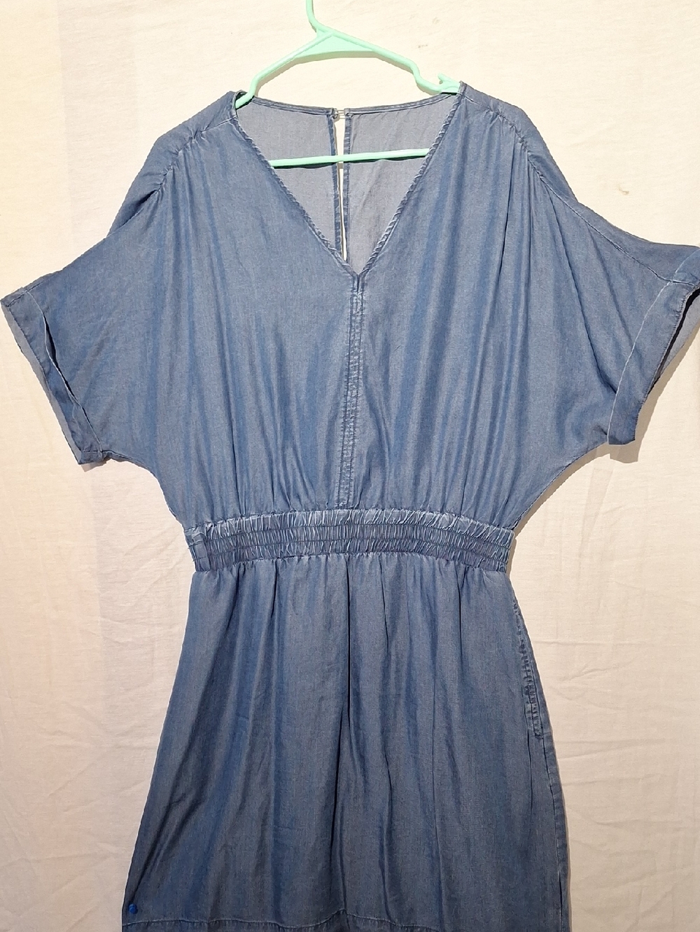 Vintage Light Blue Baggy Chambray Midi Dress with Elastic Waist and Cap Sleeves